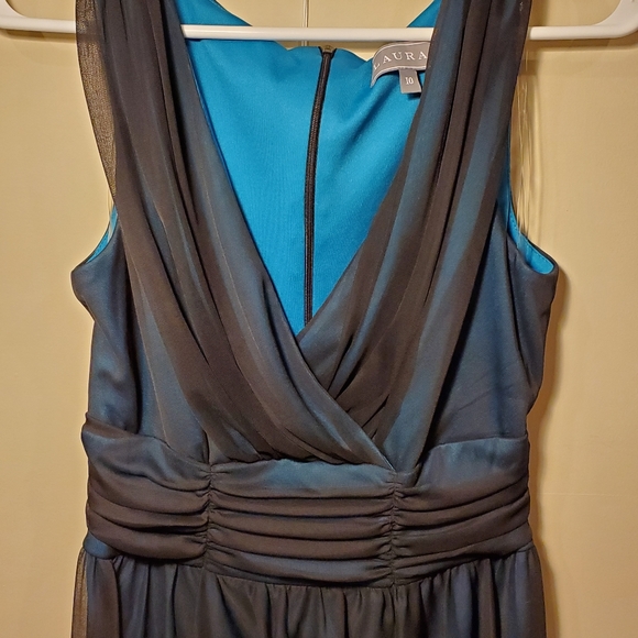 Laura Pretty Blue-Green Dress - Picture 2 of 5